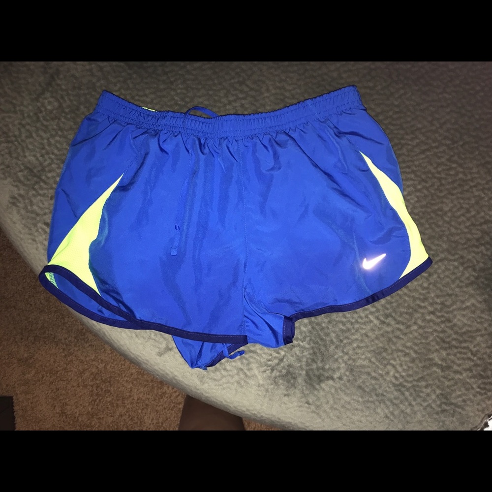 Running shorts